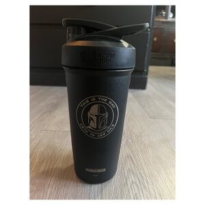 New Bottle Blender The Mandalorian Black 20 oz